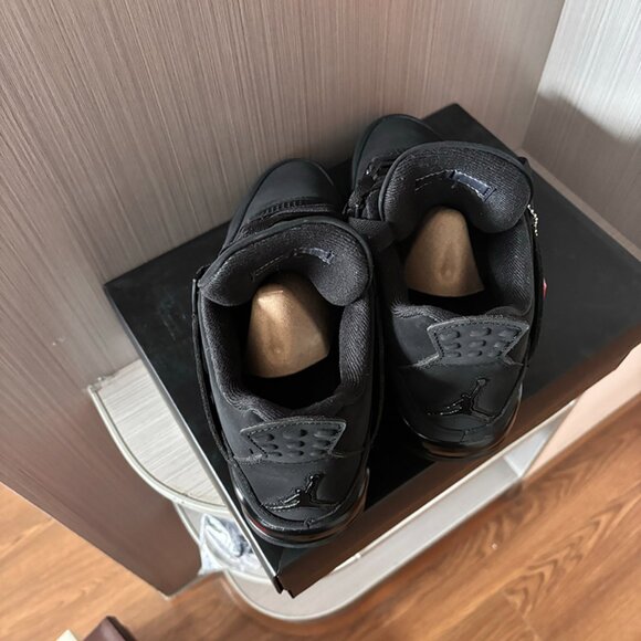 Nike Jordan 4 Retro Unisex Sneaker - Picture 5 of 5